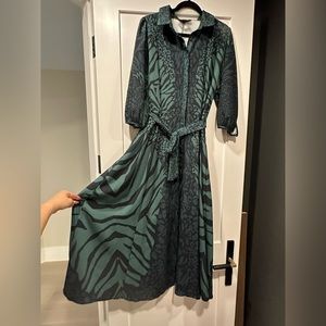 FINAL SALE! Lipsy animal print maxi shirtdress